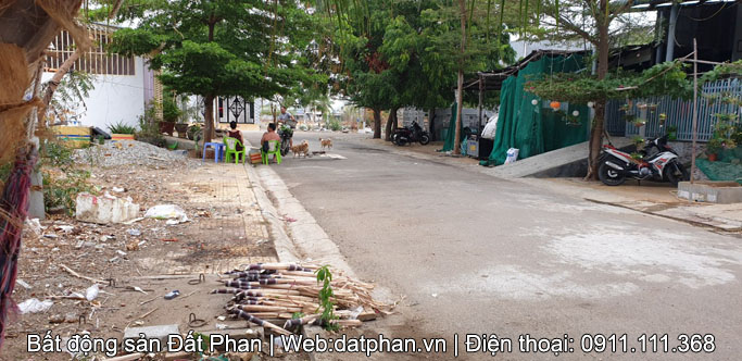 Bán nhà 110m2 khu tái định cư cầu Ninh Chữ